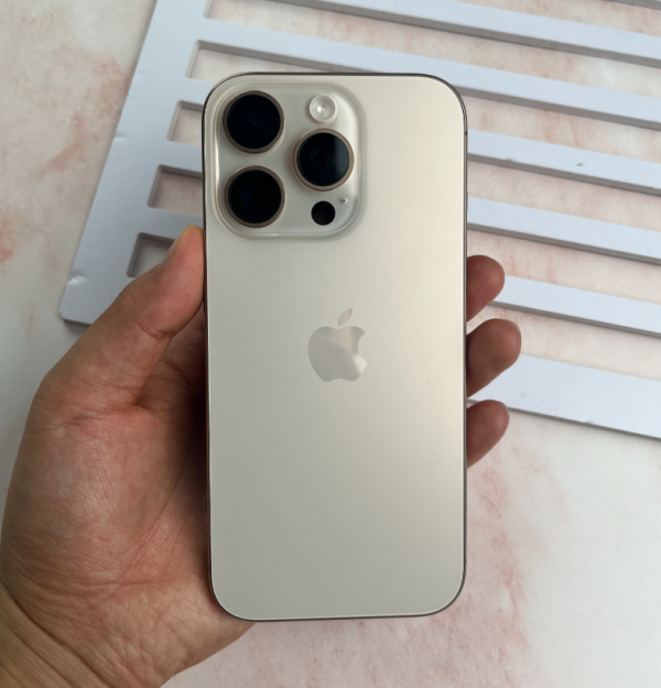 配资门户官方网 库克放弃高利润! A18 Pro+钛合金+5倍光学变焦, 降幅高达2500元